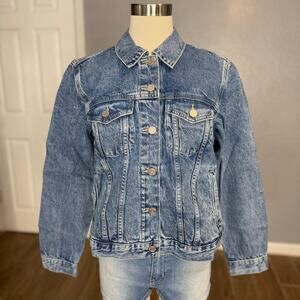 Gap × Disney Minnie Mouse Icon Denim Jacket, Medium Wash, M 790122